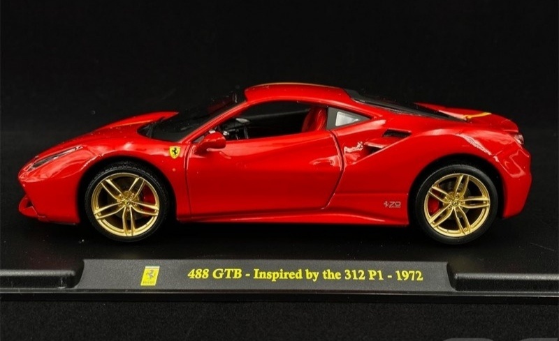 FERRARI 488 GTB 1:24