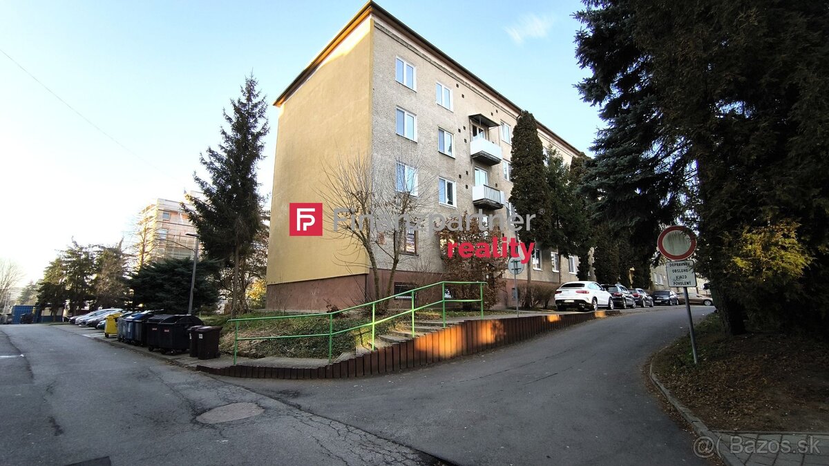 2-IZBOVÝ BYT, HUMENNÉ, CENTRUM