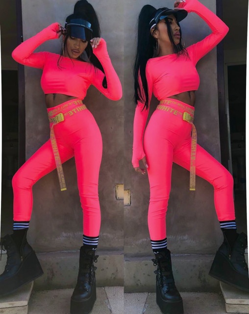 Trendy damsky ruzovy neon komplet s dlhym rukavom NOVY