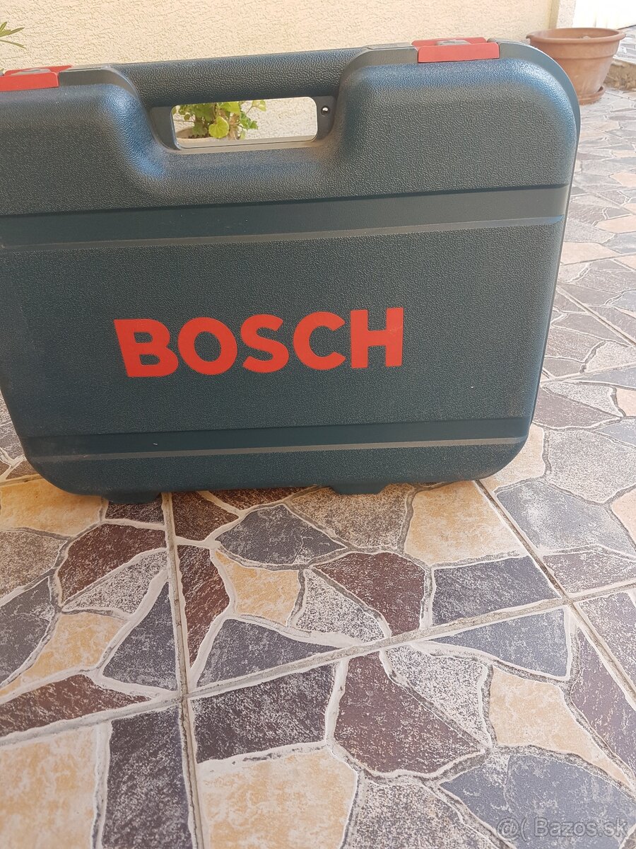 kufrik BOSCH na náradie