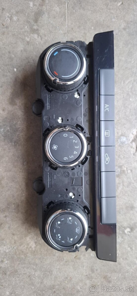 Panel kúrenia a klimatizácie Škoda Octavia 3