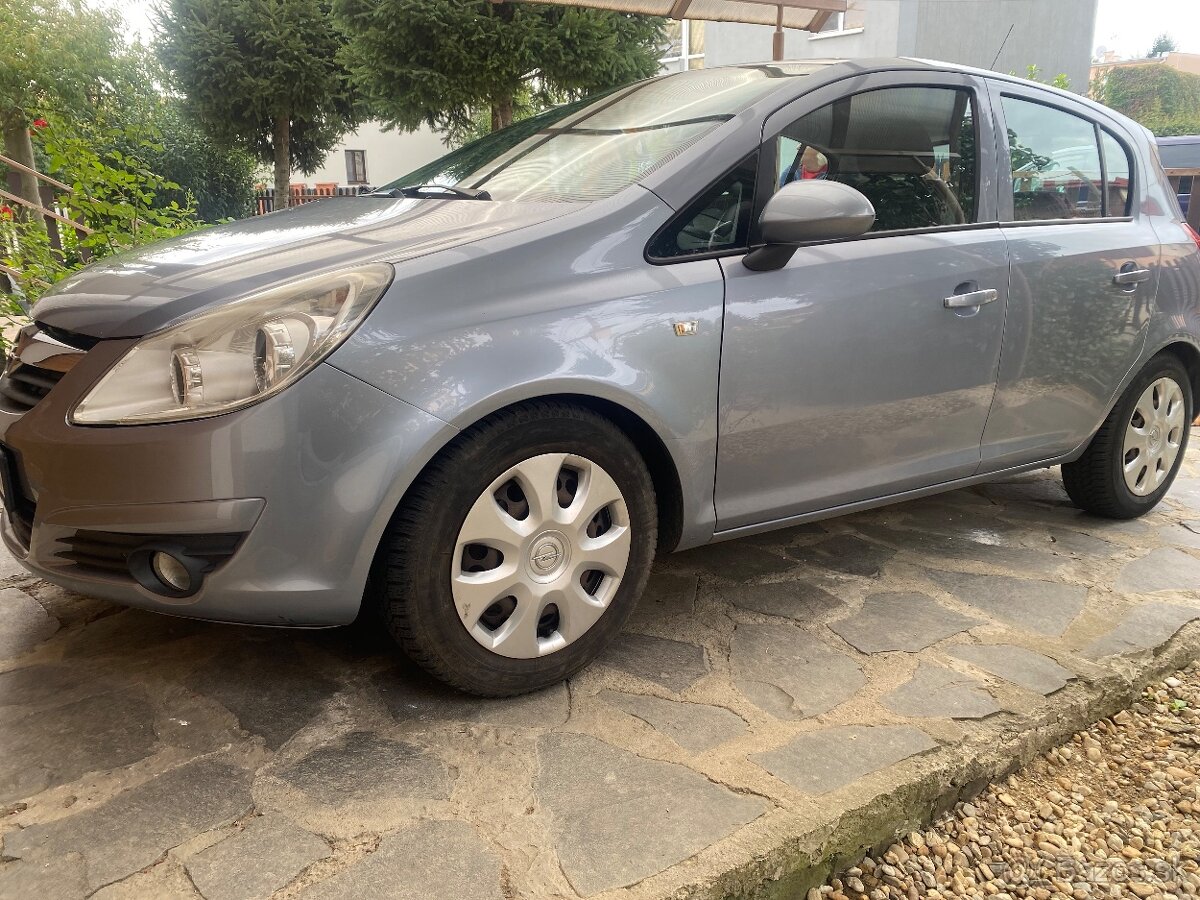 Opel corsa D 1.2ECOtec