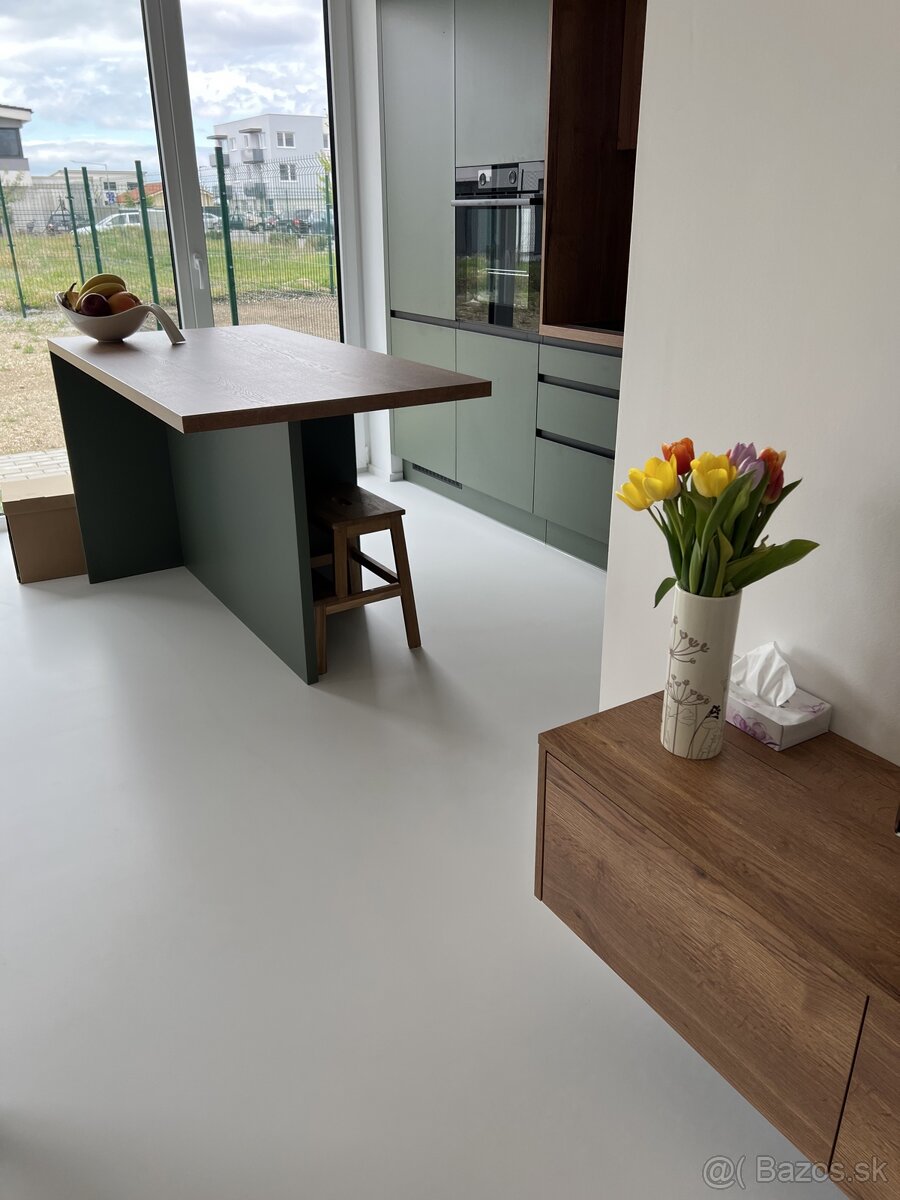 Liate podlahy, brúsenie betónu, mikrocement ✅ Západné SK