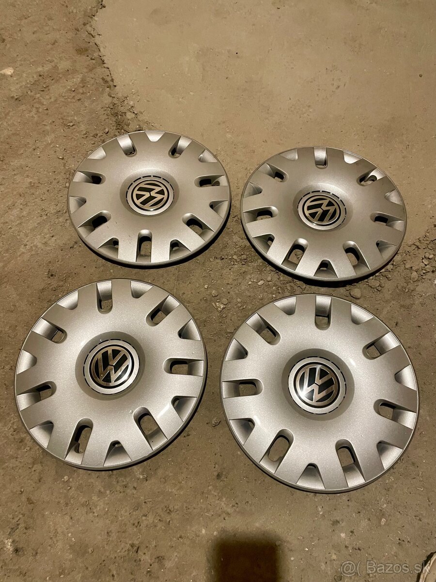 Originál puklice na VW polo 14” plechové disky