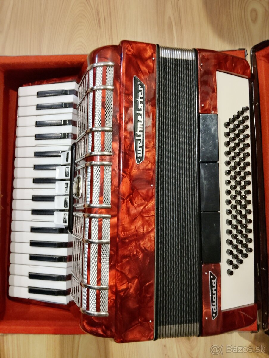 Akordón Weltmeister 80