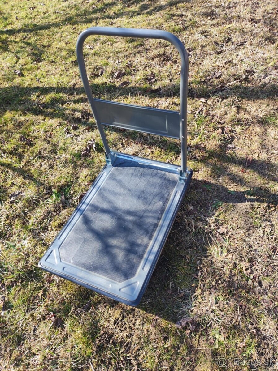 Prepravný plošinový vozík