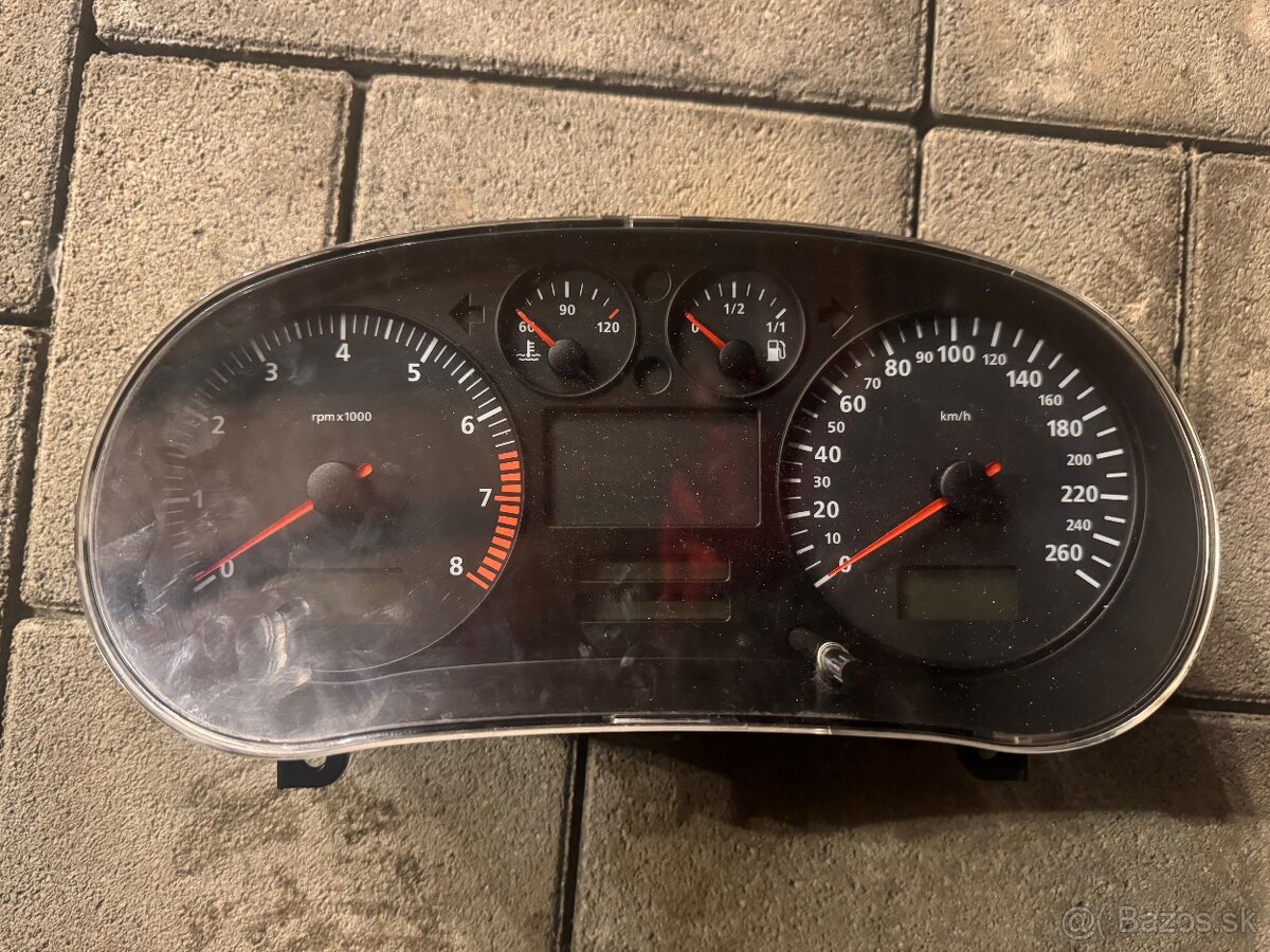 Budíky SEAT leon 1.8 T