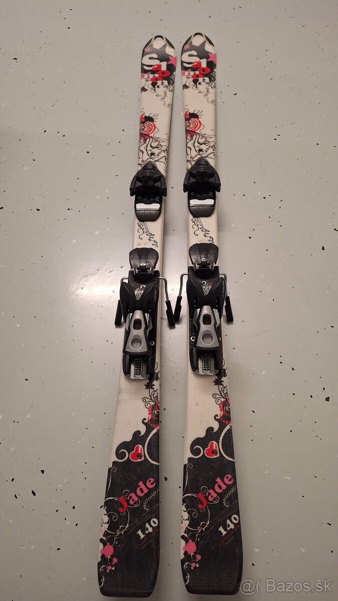 Juniorské lyže 140cm Salamon Jade