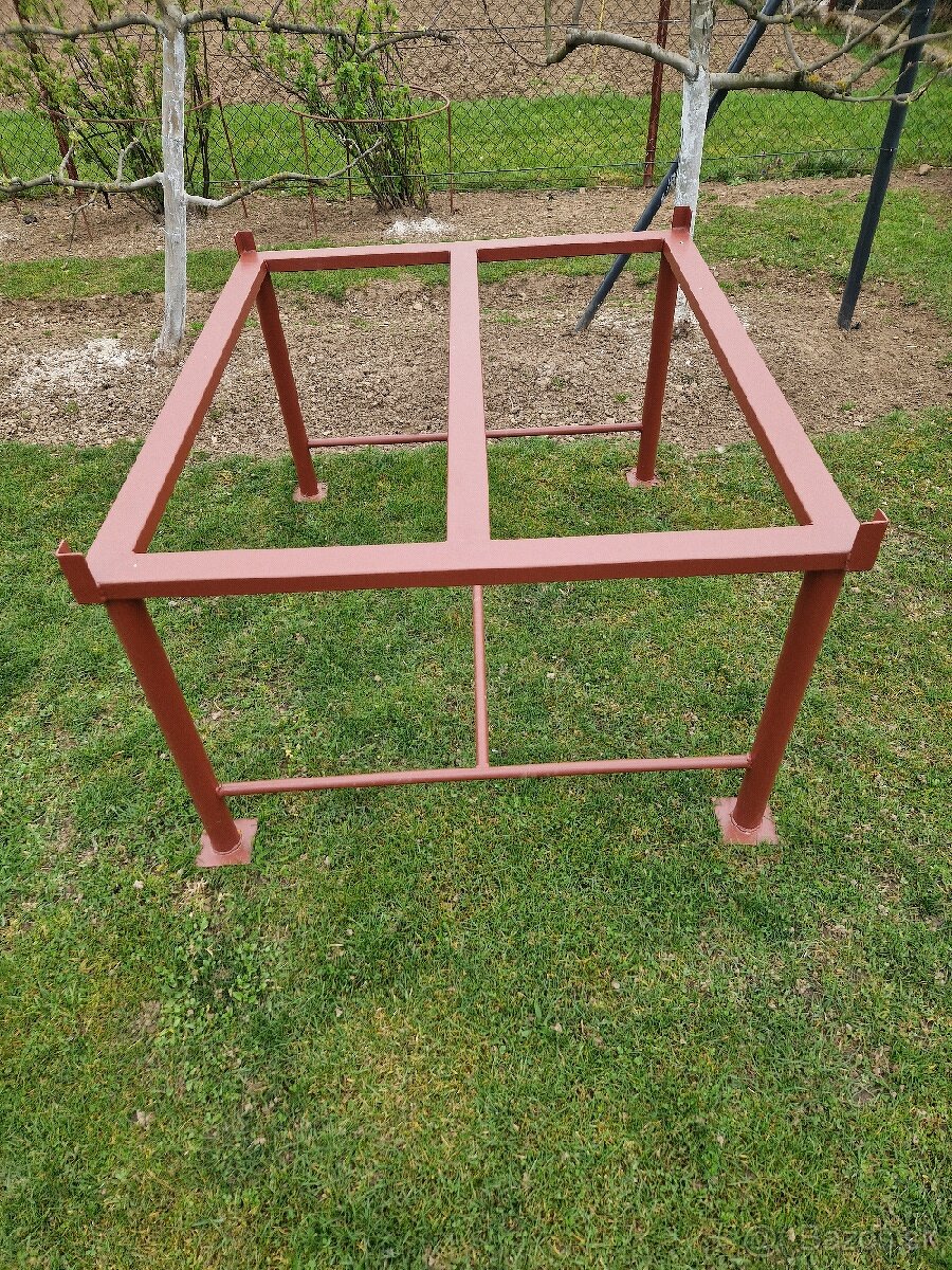 Stojan pod 1000l IBC madrz