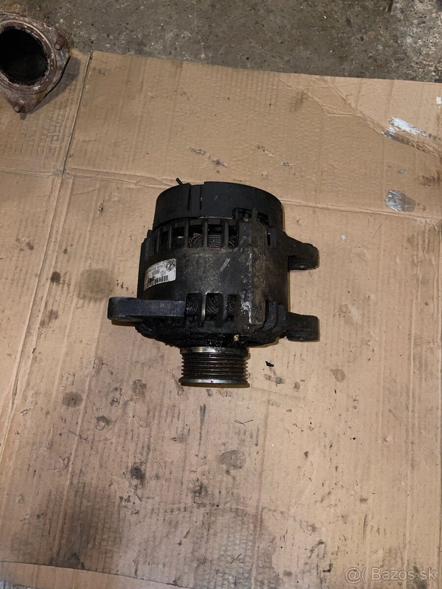 Alternátor Denso 63321859