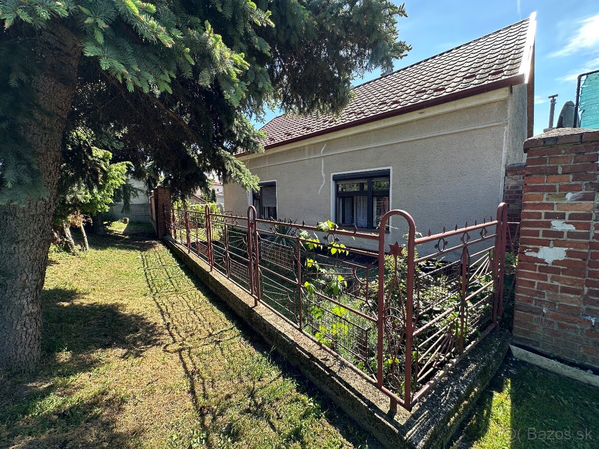 Na predaj rodinný dom v obci Boleráz