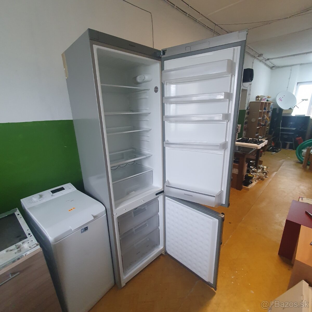 Predám kombinovanú chladničku