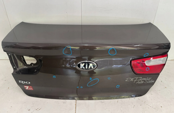 Kia Rio III 3 2011- Sedan 5. piate kufrové dvere kufor