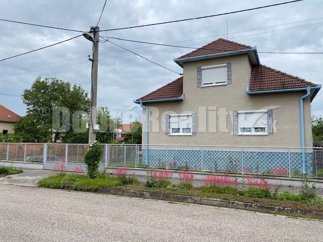 PREDAJ : Rodinný dom Zlaté Moravce