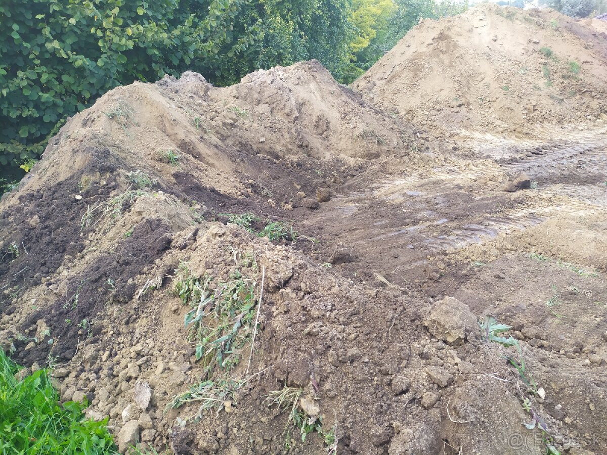Darujem zeminu, hlinu za odvoz