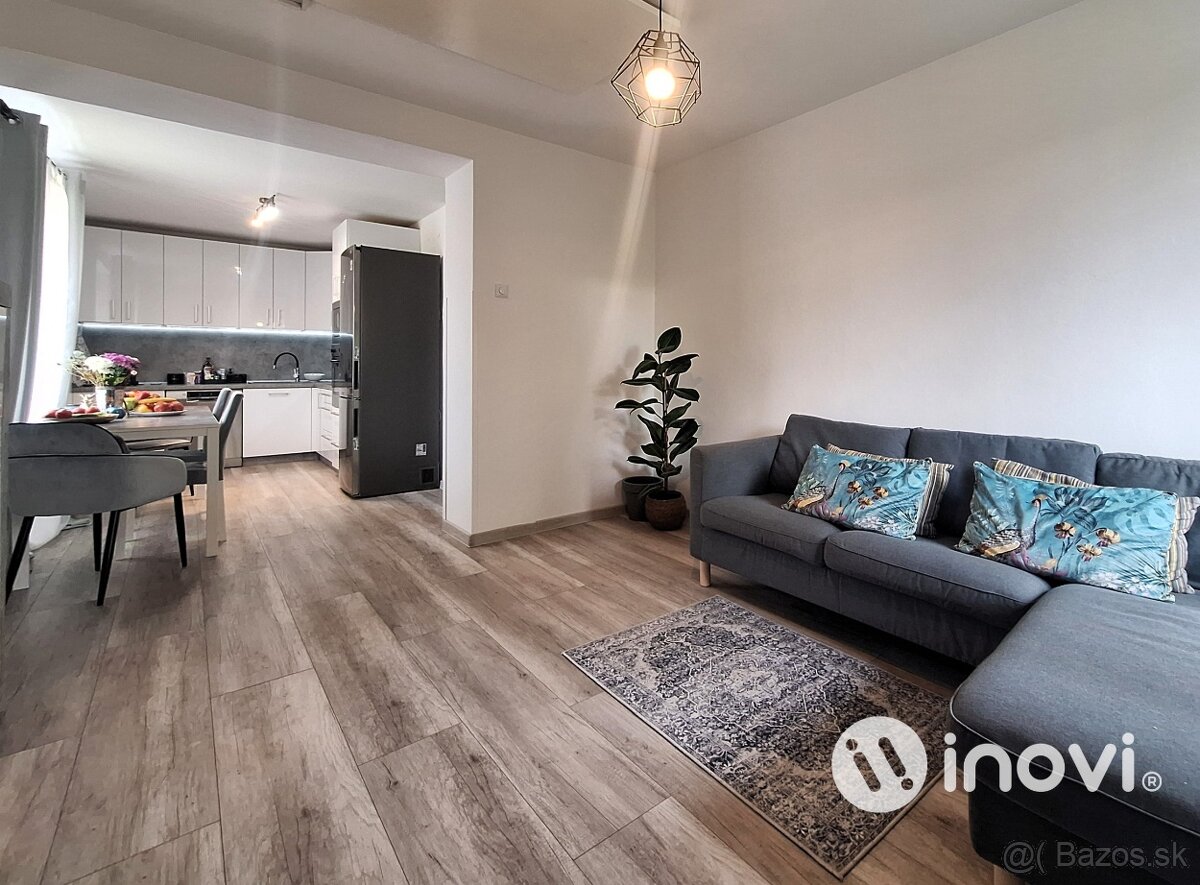 PRENÁJOM Zrekonštruovaný 2- izbový byt s balkónom