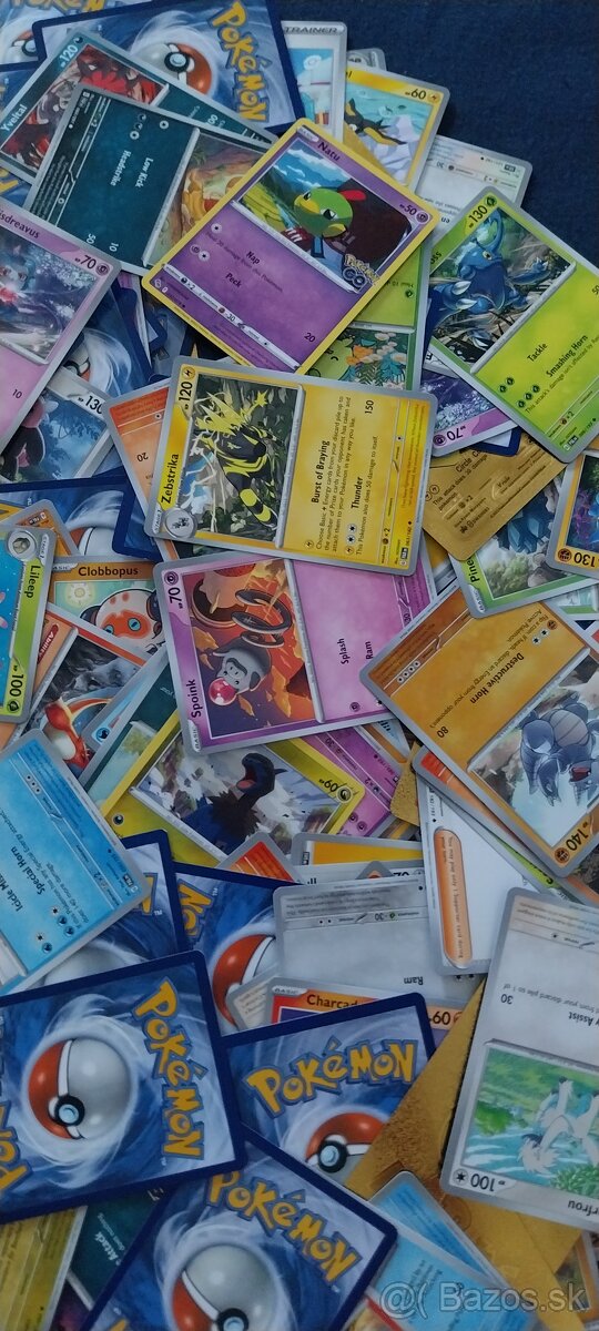Nahodne pokemon karty