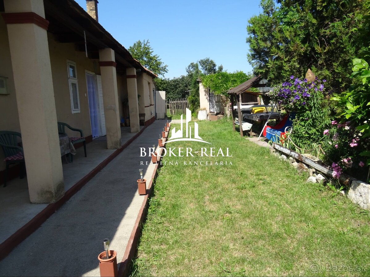 RODINNÝ dom vidiecky - Encs, Maďarsko