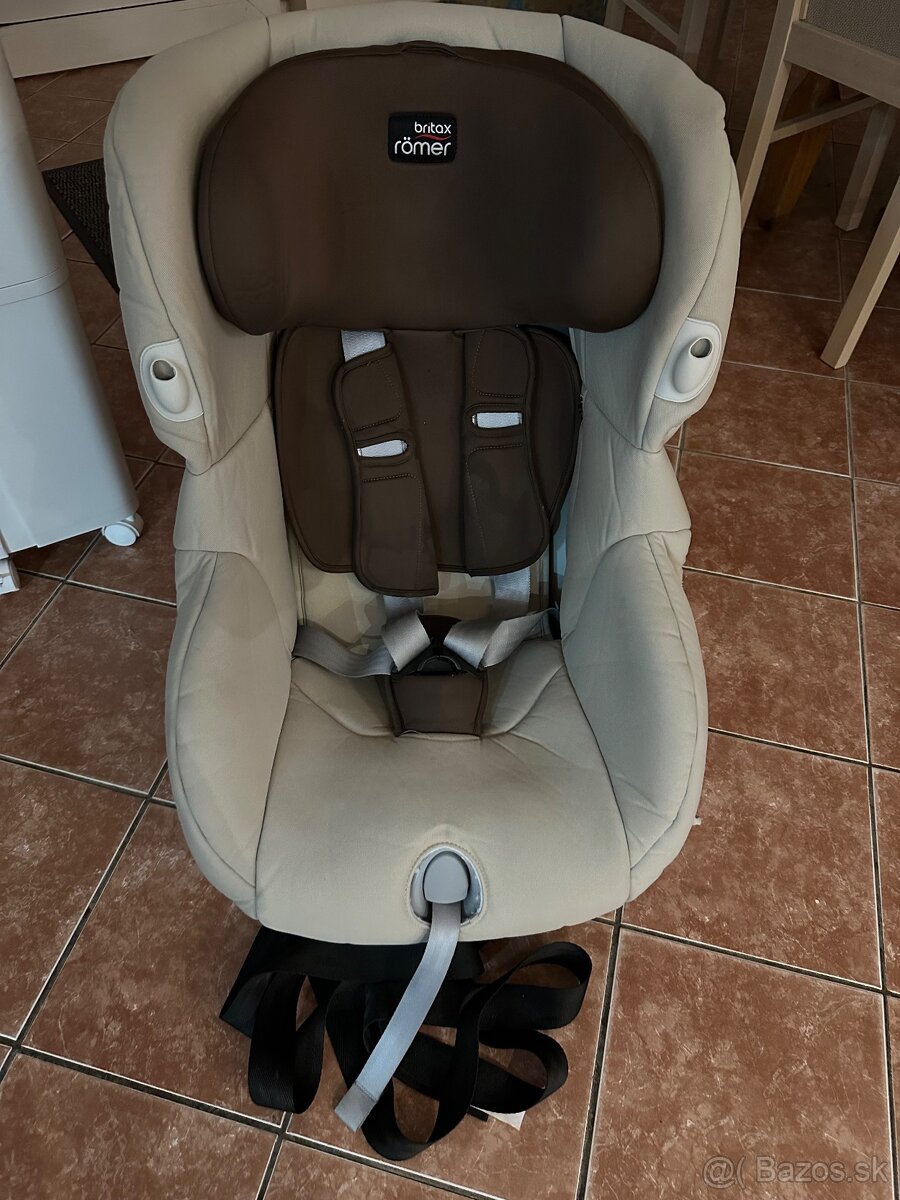 Predám autosedačku britax romer
