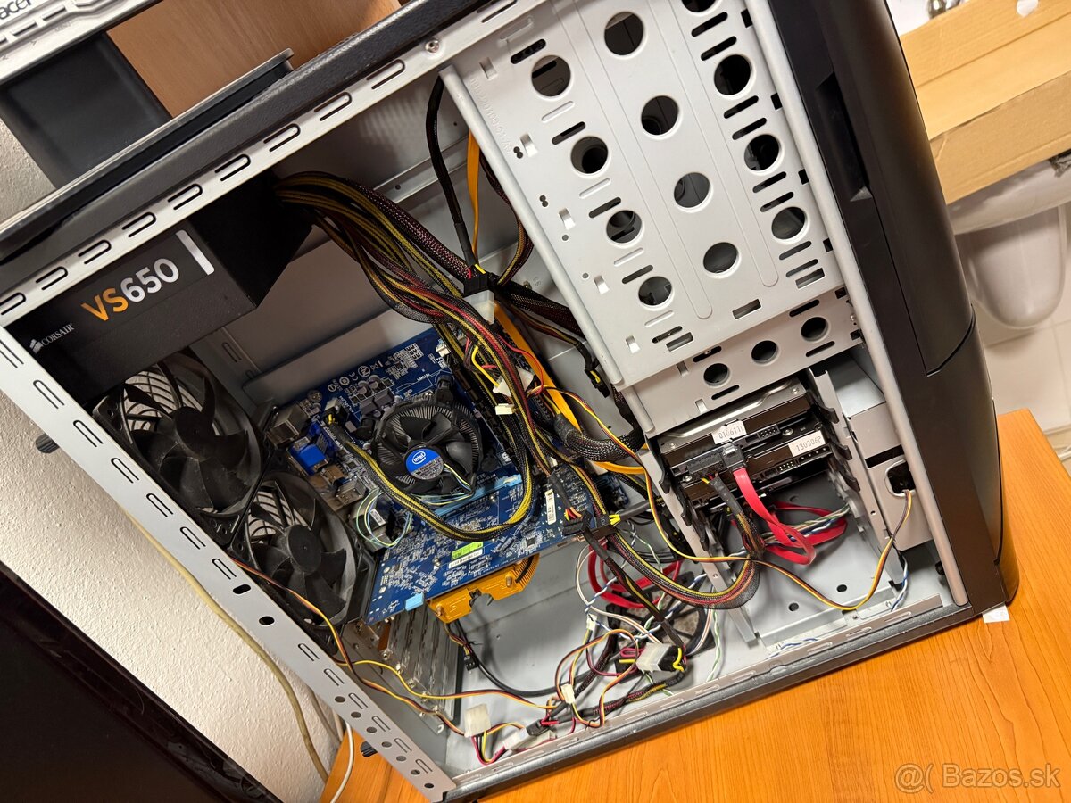 Predam PC skrinku NZXT Phantom