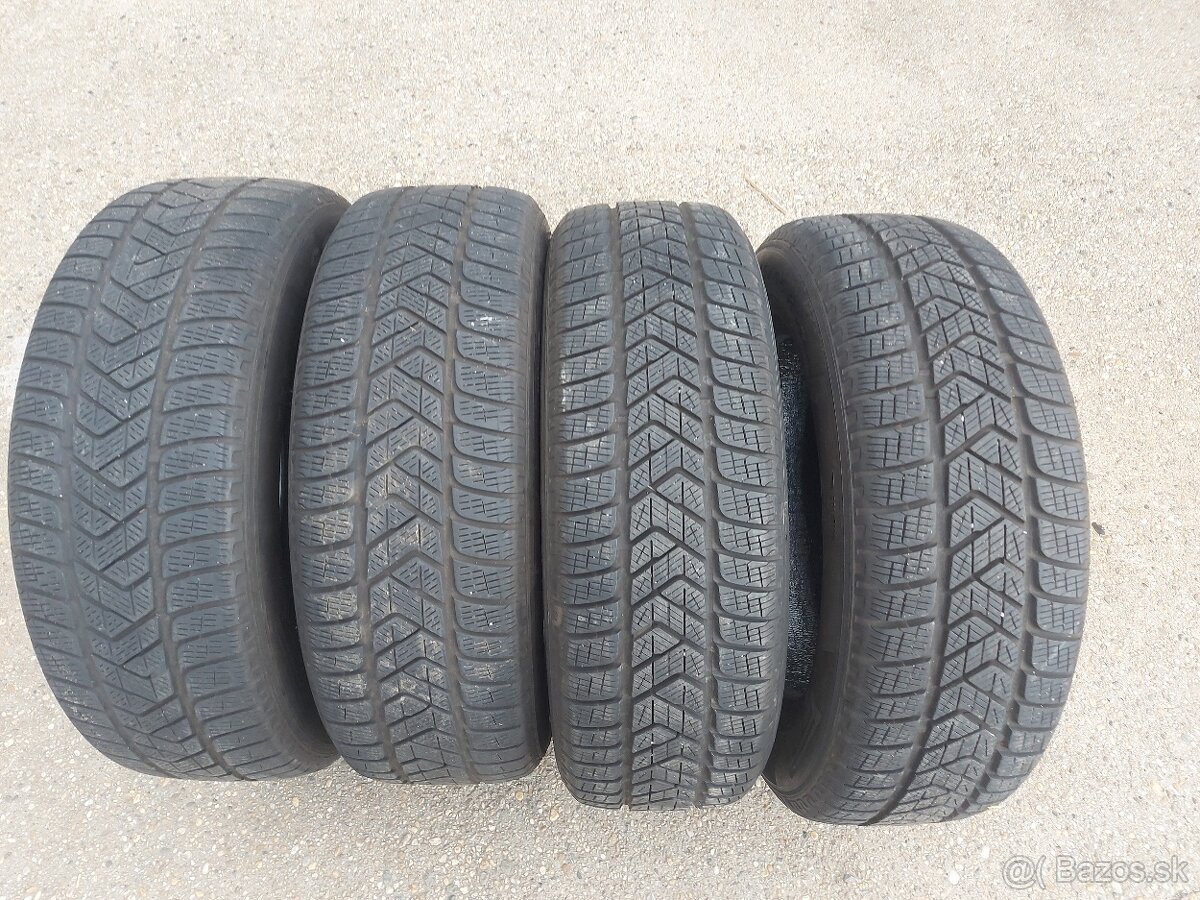 215/65R17 PIRELLI zimne pneumatiky SUV