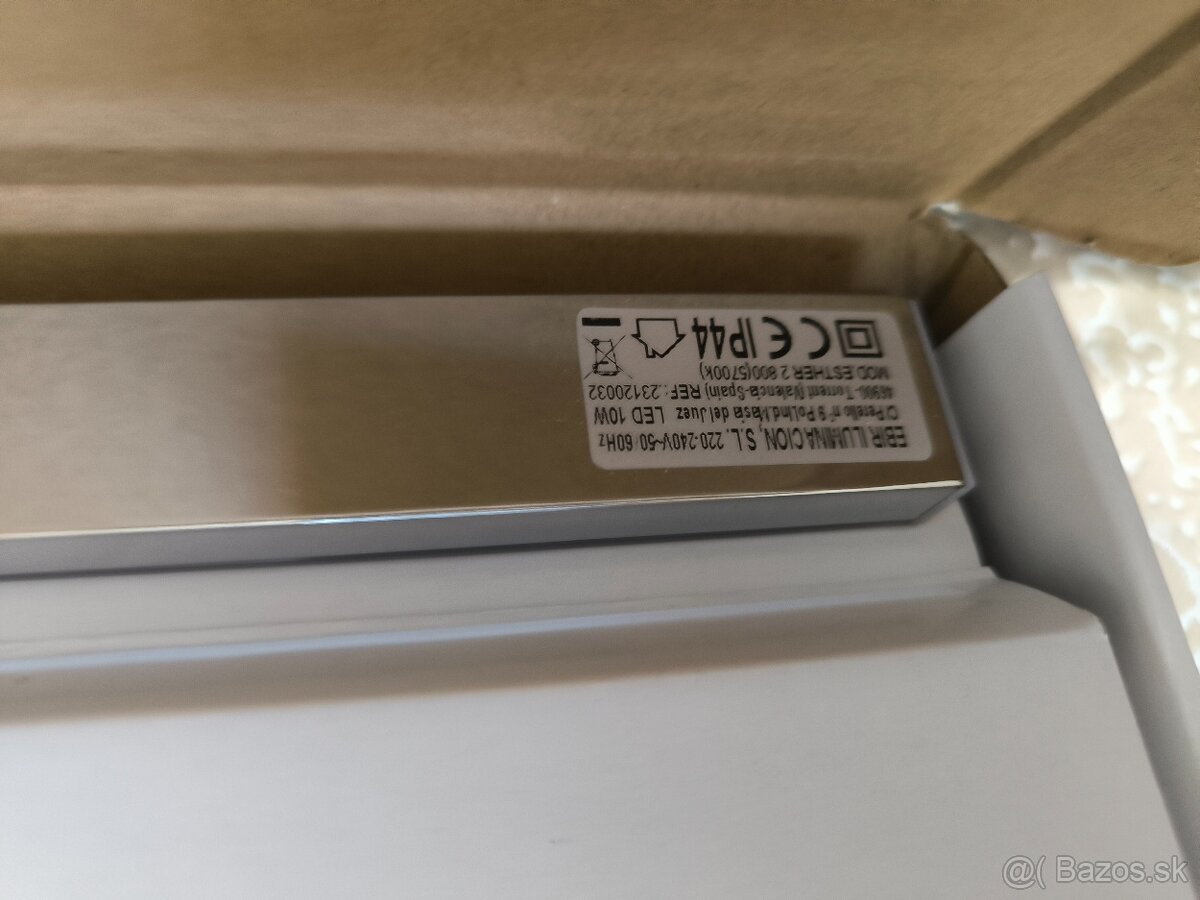 LED svetlo nad zrkadlo