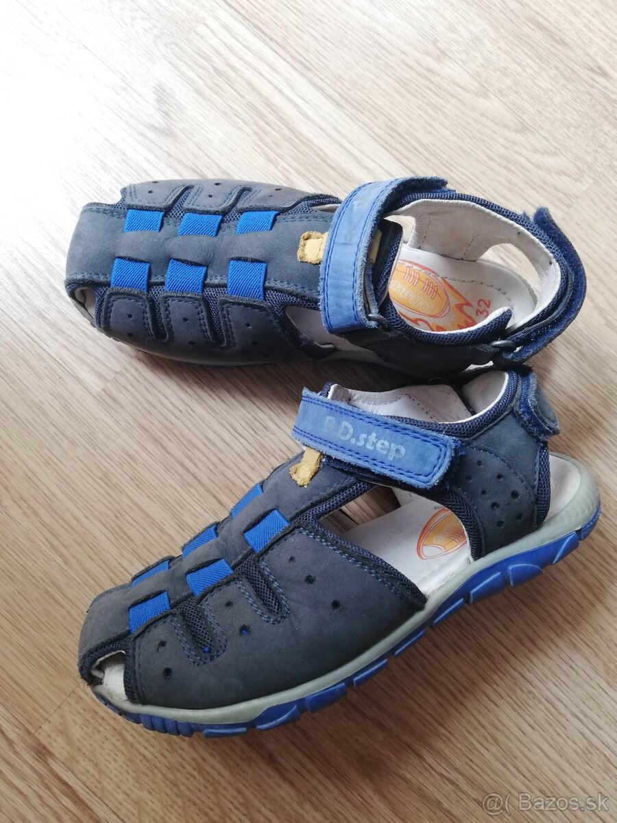 Chlapčenské sandále v.32