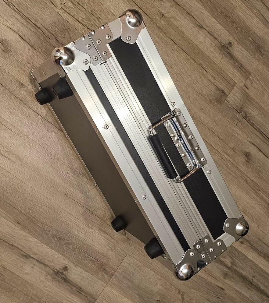 Kufor / case na zvukovu techniku