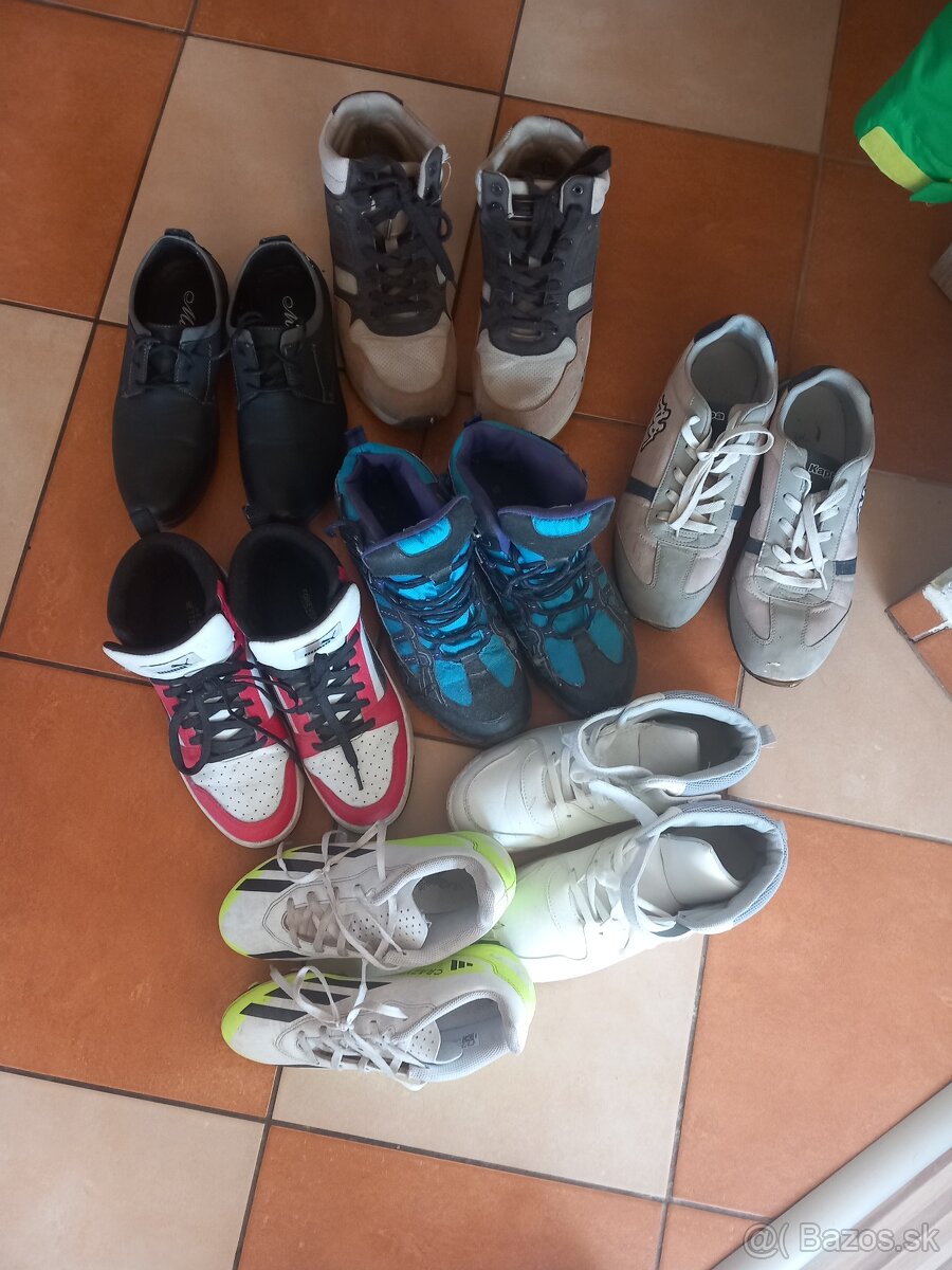 Balík oblečenia pre chodcov + obuv