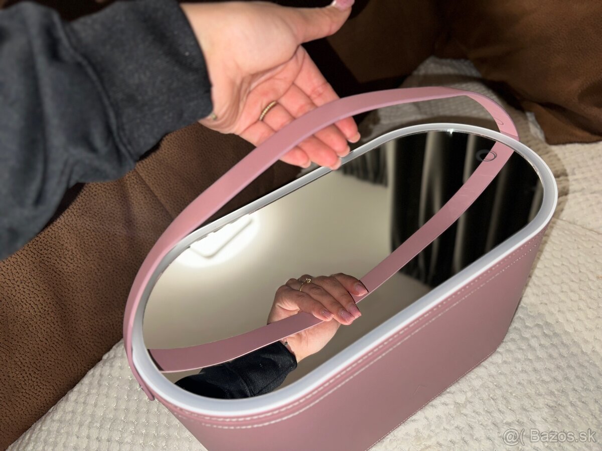 Dyson beauty box