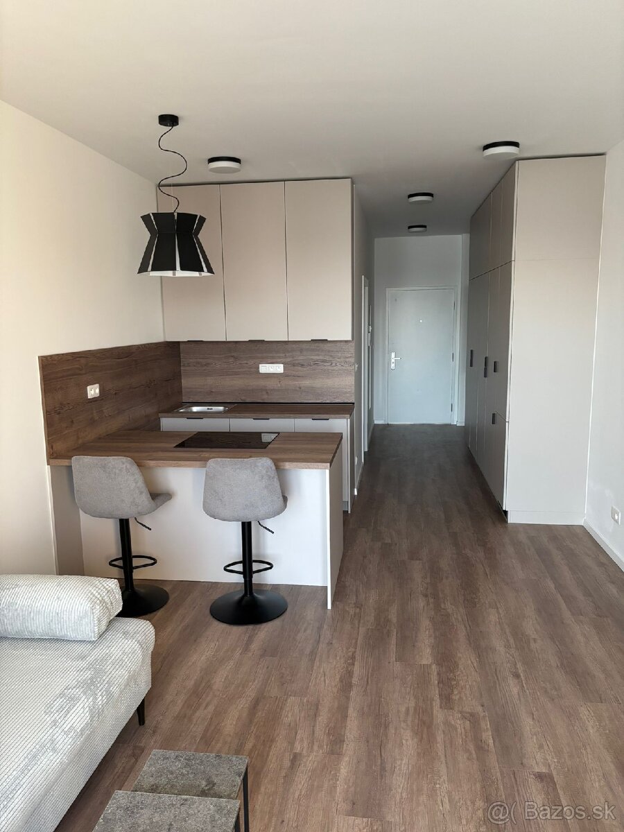 Bez realitky 1 izbový byt Piešťany novostavba