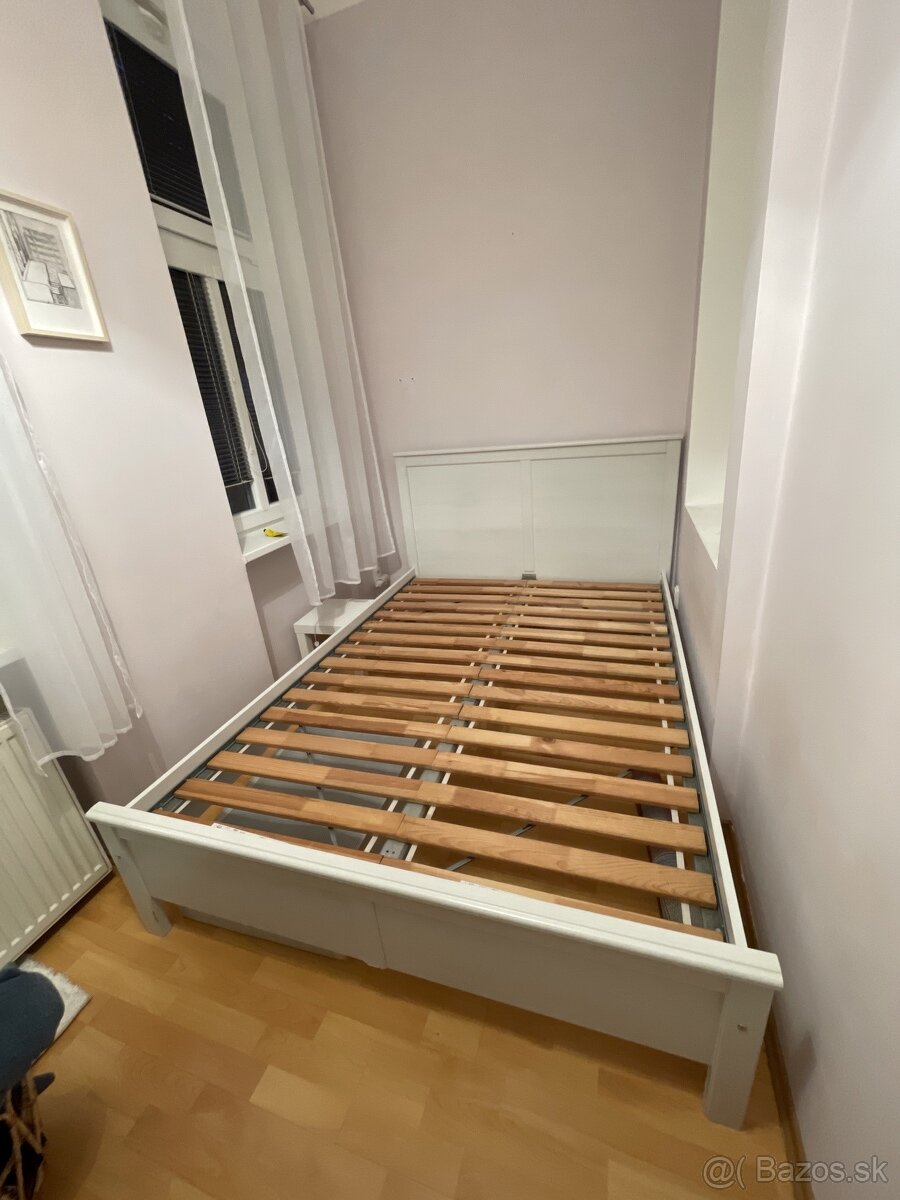 Manželská posteľ Ikea
