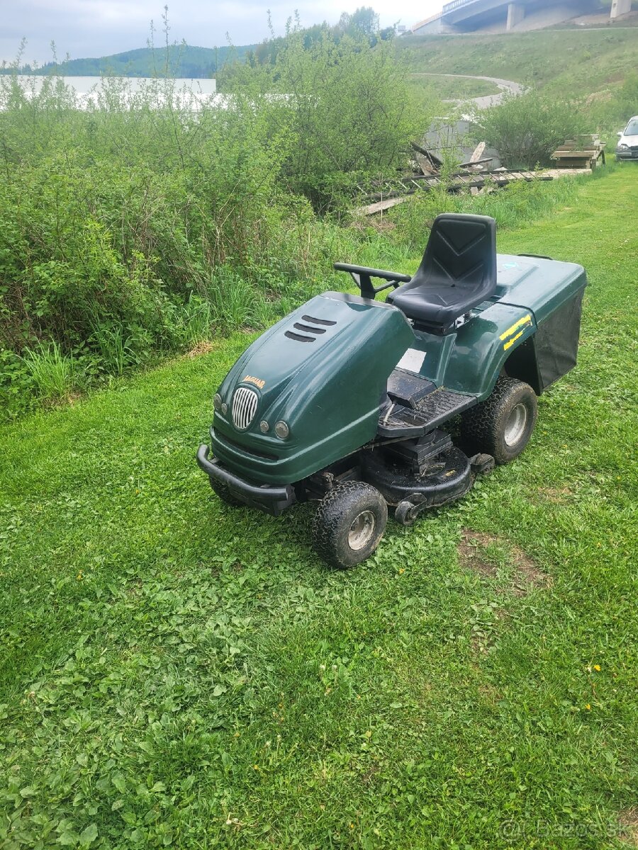 Zahradný traktor