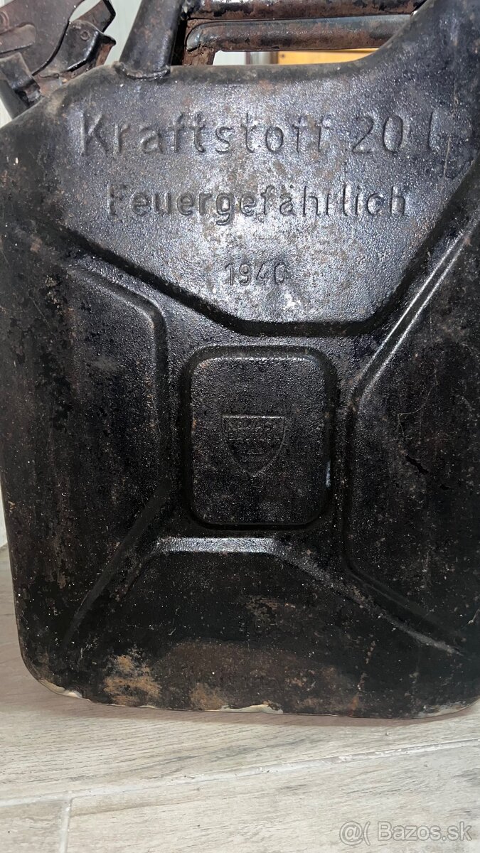 starý nemecký vojenský kanister Wehrmacht Kanister)
