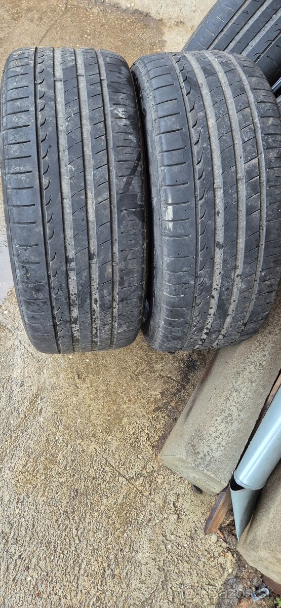 Letné pneu 235/45 R18