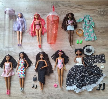 Nová bábika Barbie Extra, Color Reveal, černoška