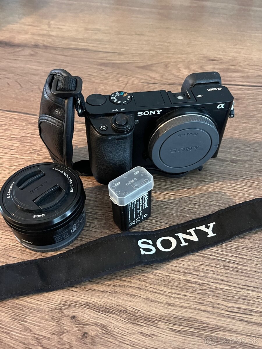 SONY A6000