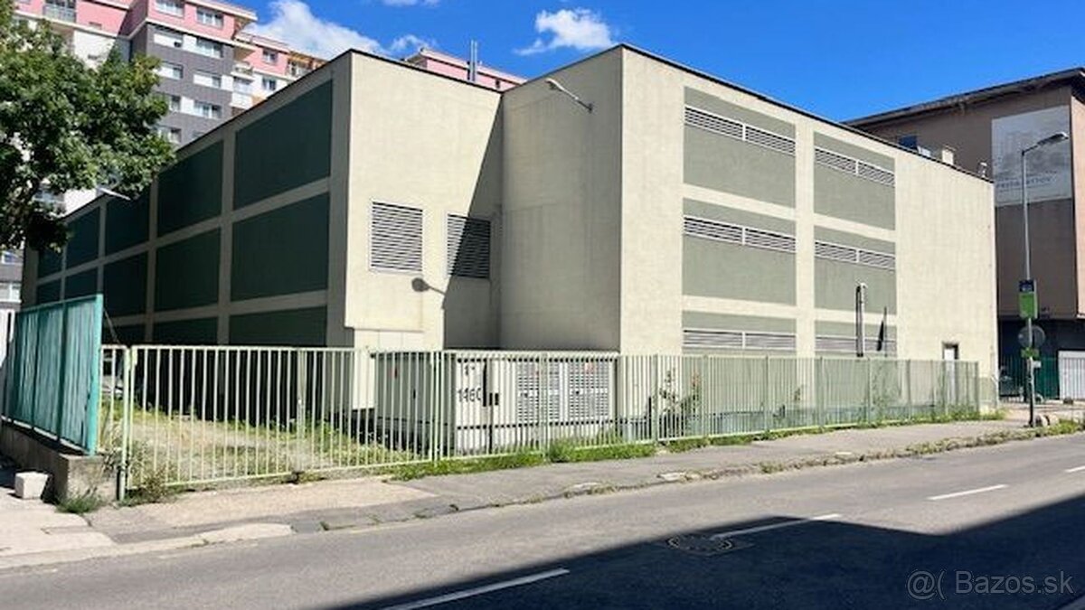 Predaj garážových státí v parkovacom dome na Mraziarenskej u