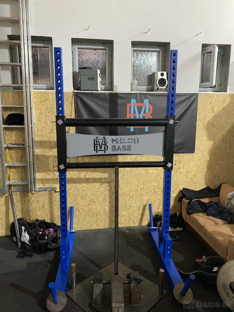 Yoke