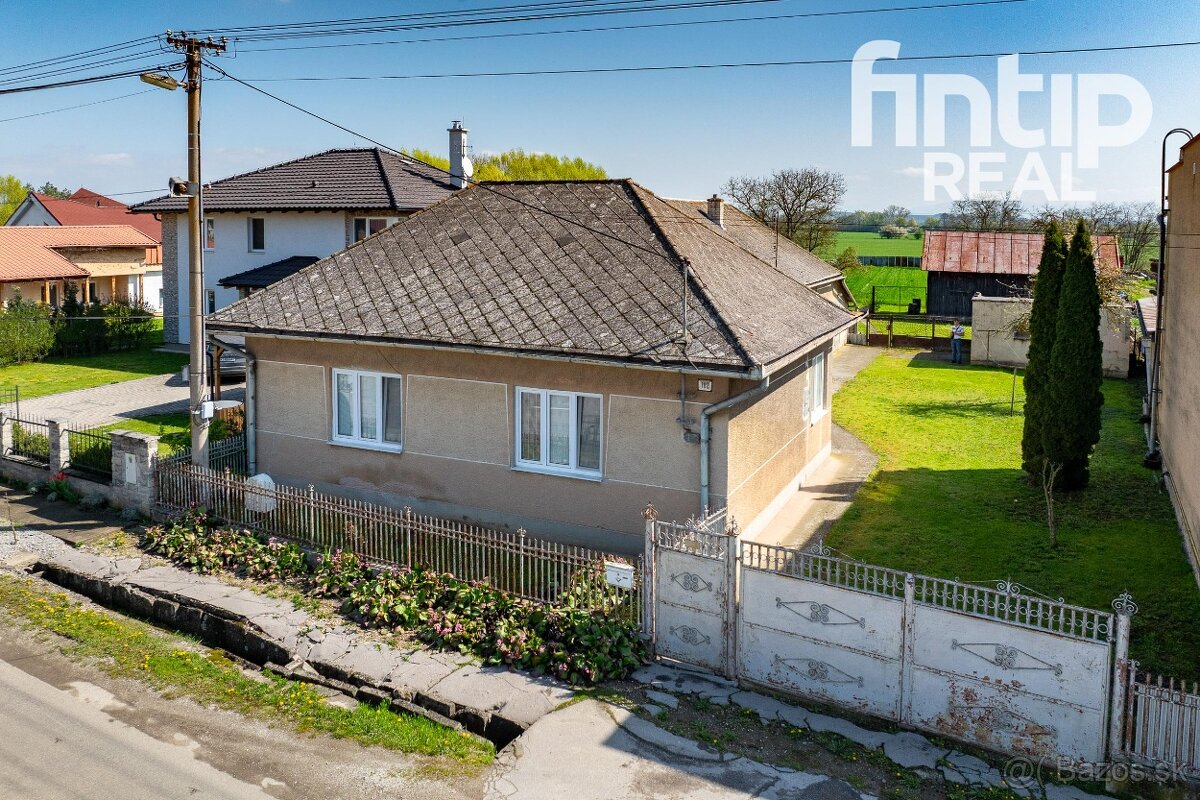 Na predaj rodinný dom s veľkým pozemkom | Komárovce