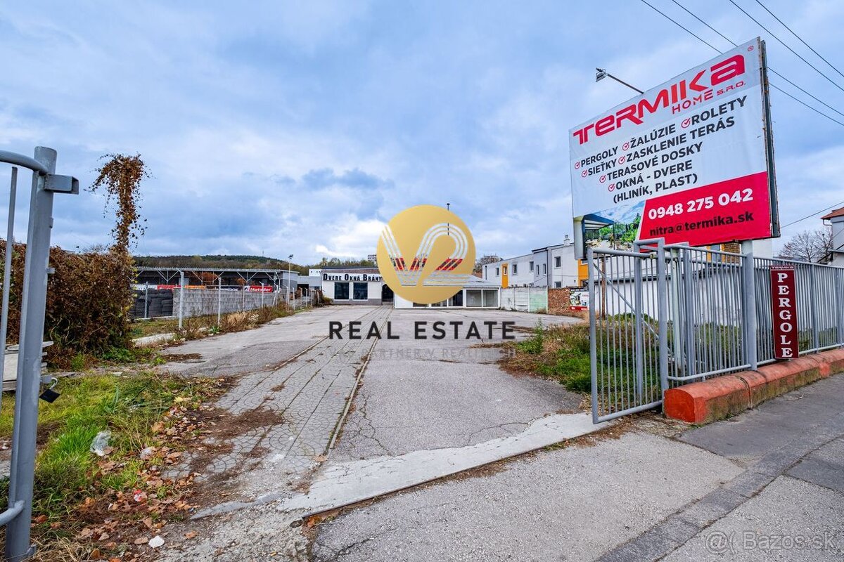 Na PRENÁJOM polyfunkčný objekt s pozemkom pri Tescu