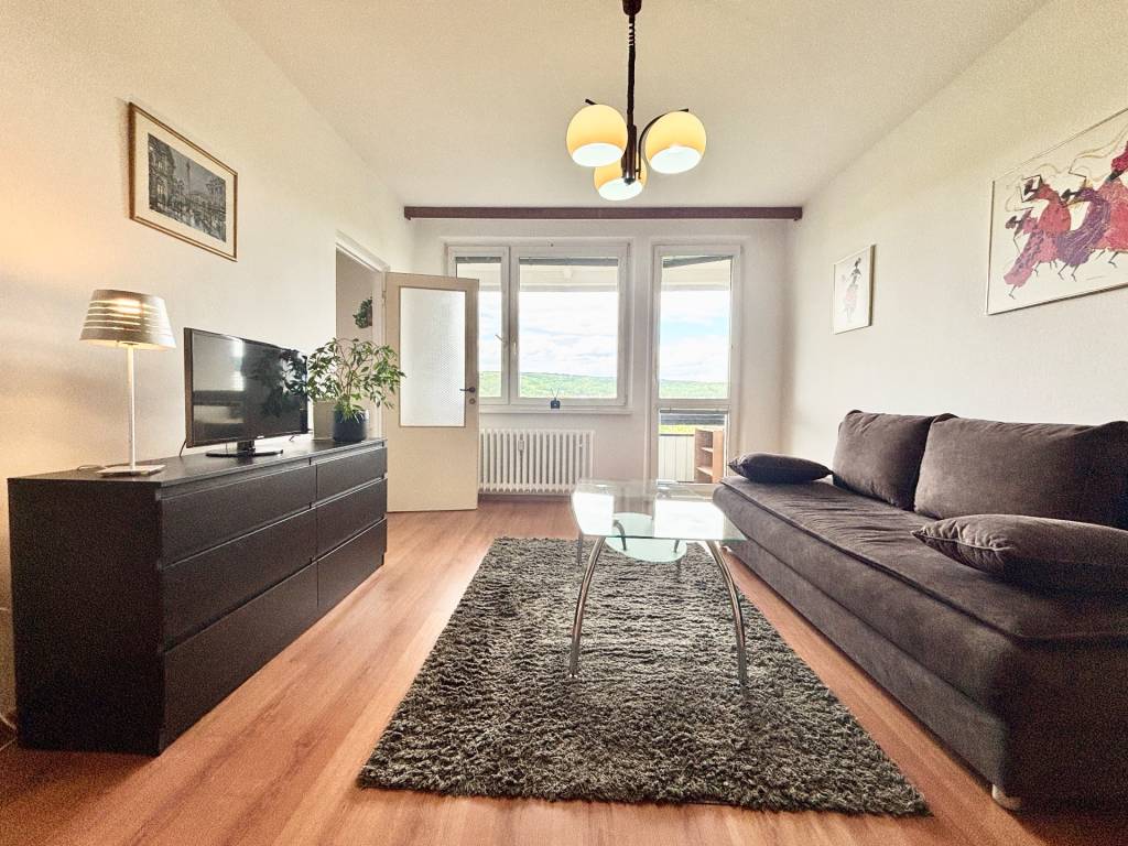 PRENÁJOM - Útulný 1-izbový byt na ulici Ľuda Zúbka v Dúbravk