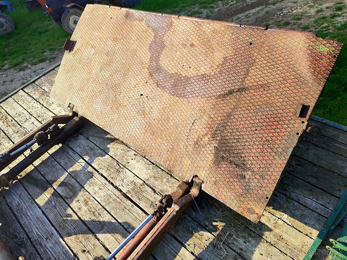 Praga V3S hydraulické čelo ZČ 500