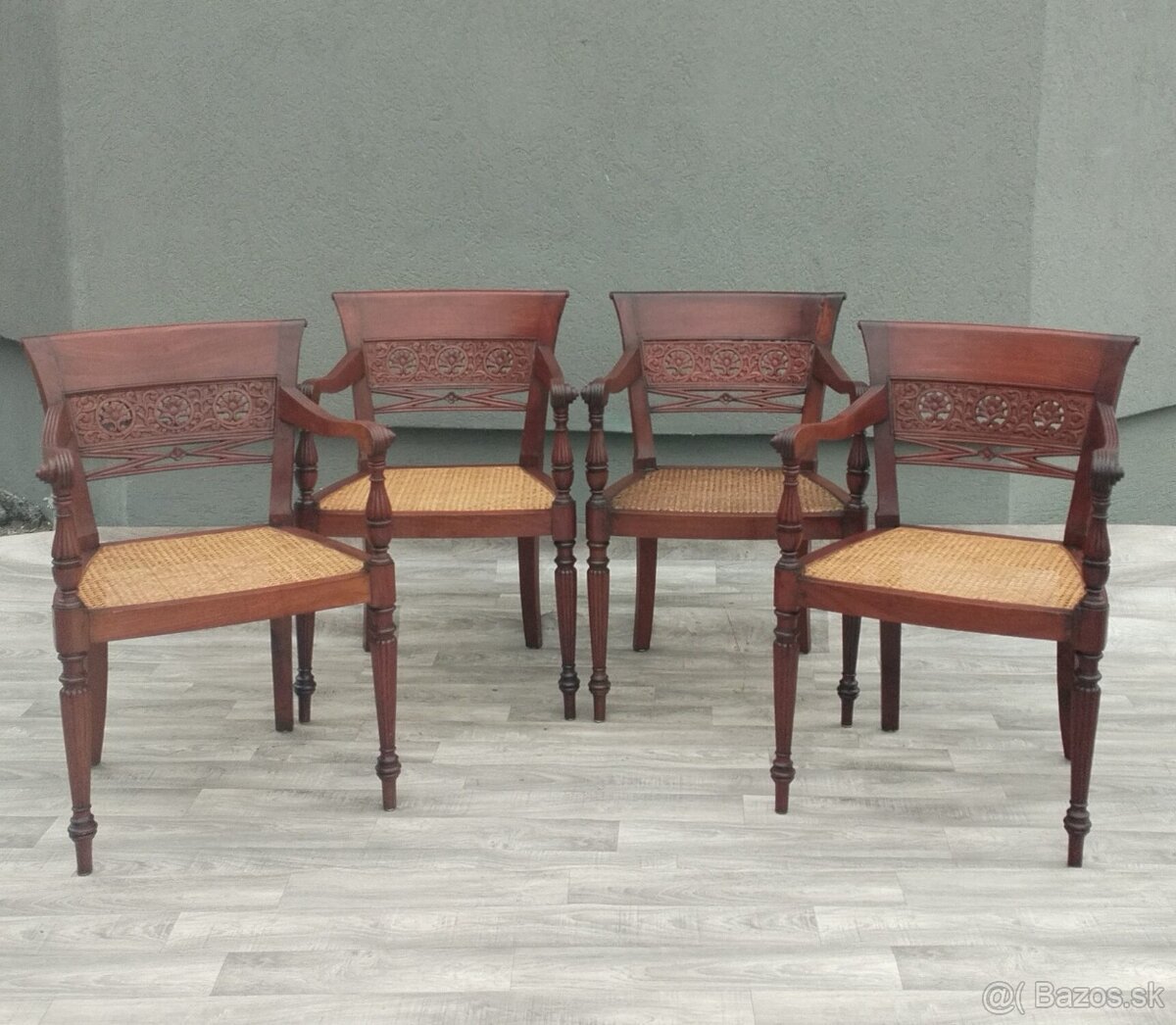 Set stoličiek Regency ( 4 ks ).