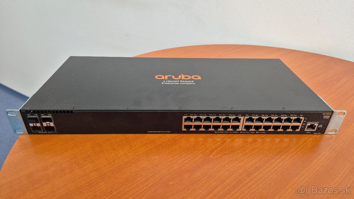 Predám switch HPE Aruba 2930f JL253A