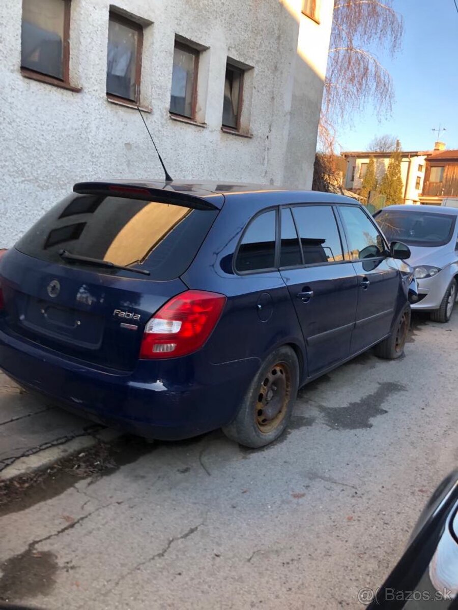 Rozpredám Fabia 2 1.6 77kw