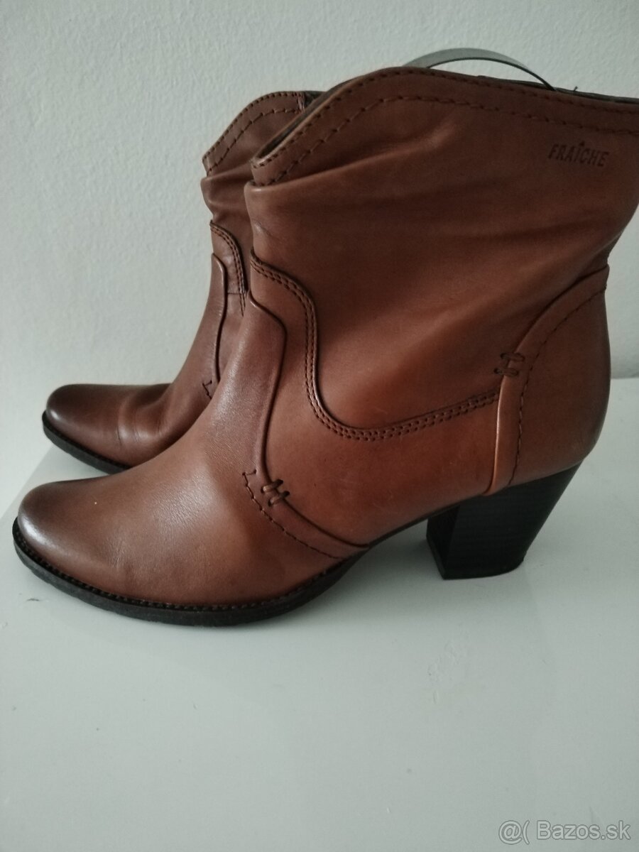 Clenkove čižmičky