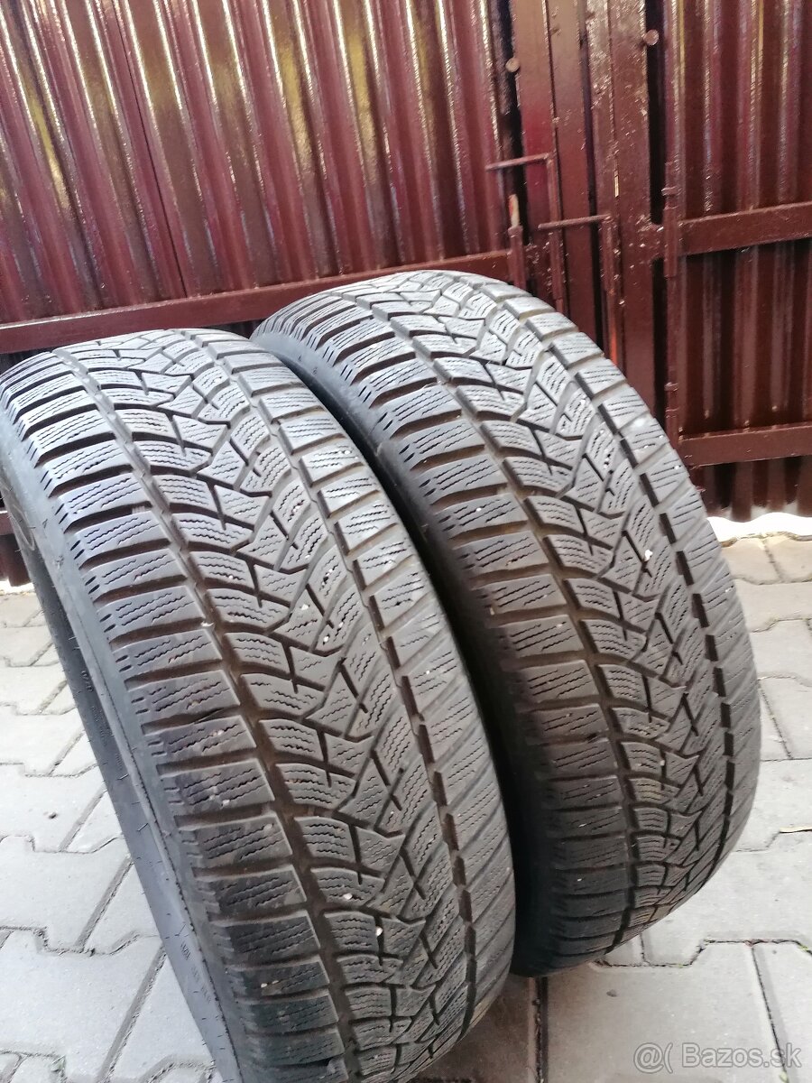 205/60 R16 - zimné pneu DUNLOP