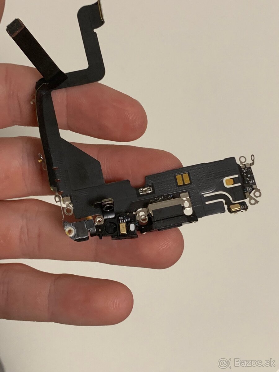 iPhone 14 pro flex kábel nabíjania