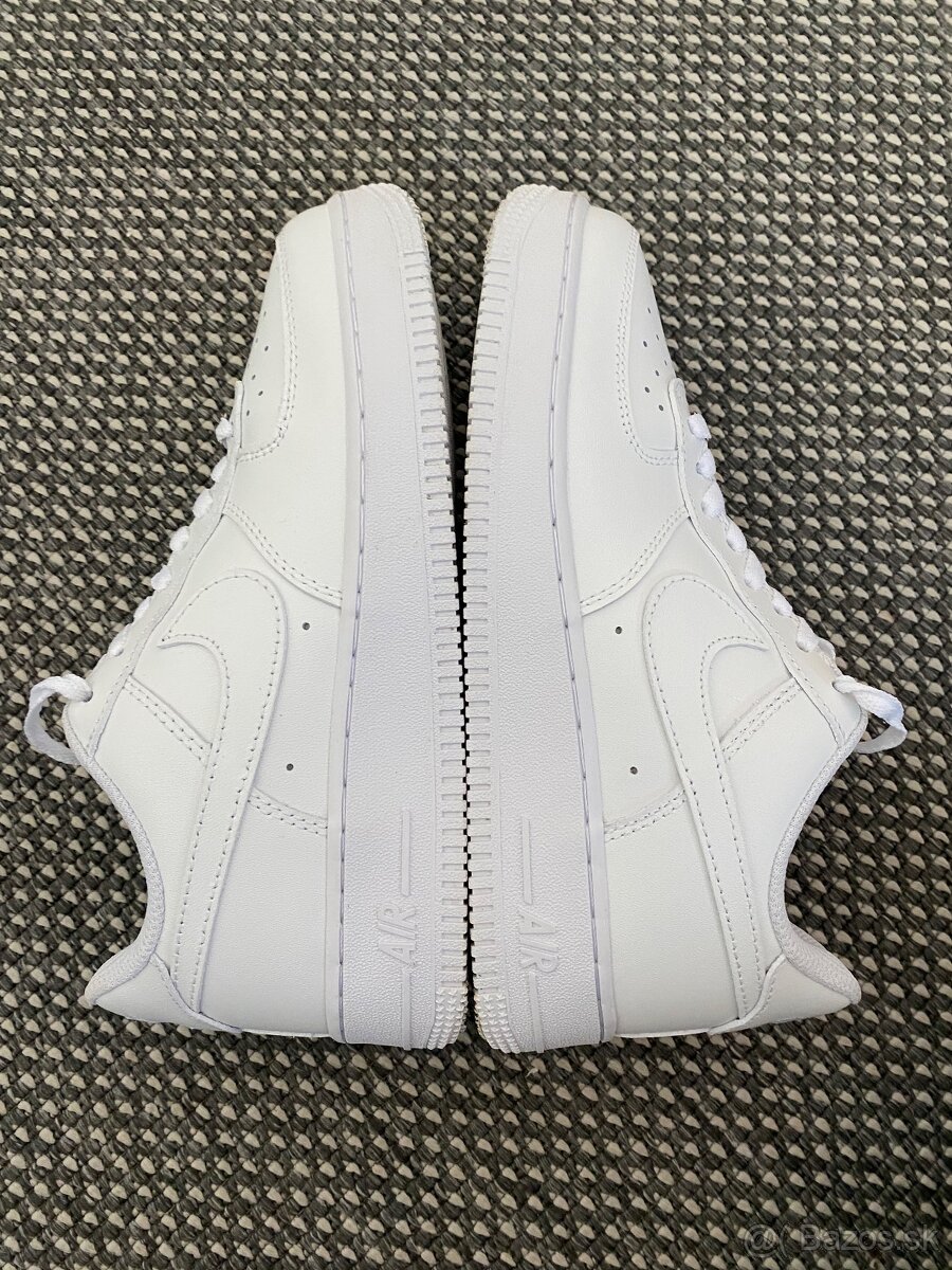 Nike Air Force 1 white